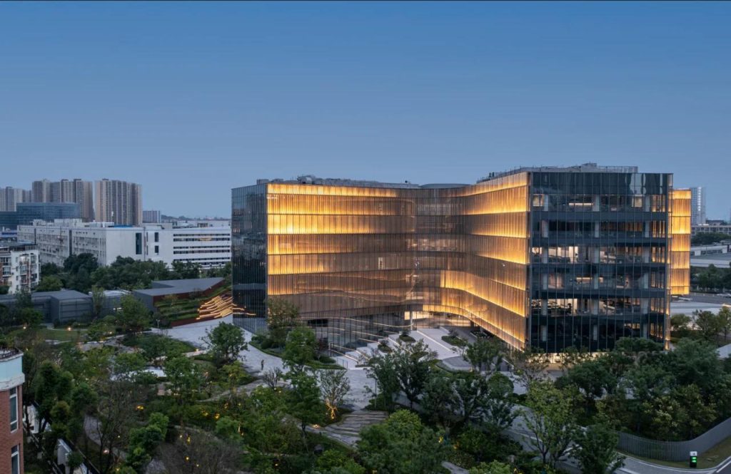 长飞光纤公司图片